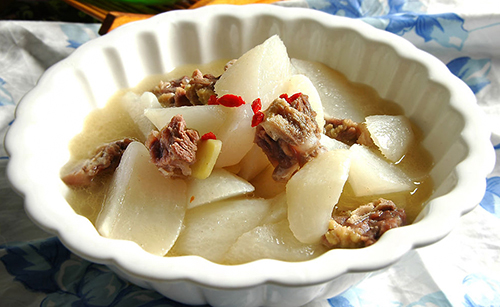 萝卜牛尾汤